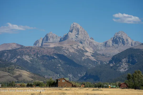 $279,000 | 506 Wild Cat Loop, Driggs, ID 83422