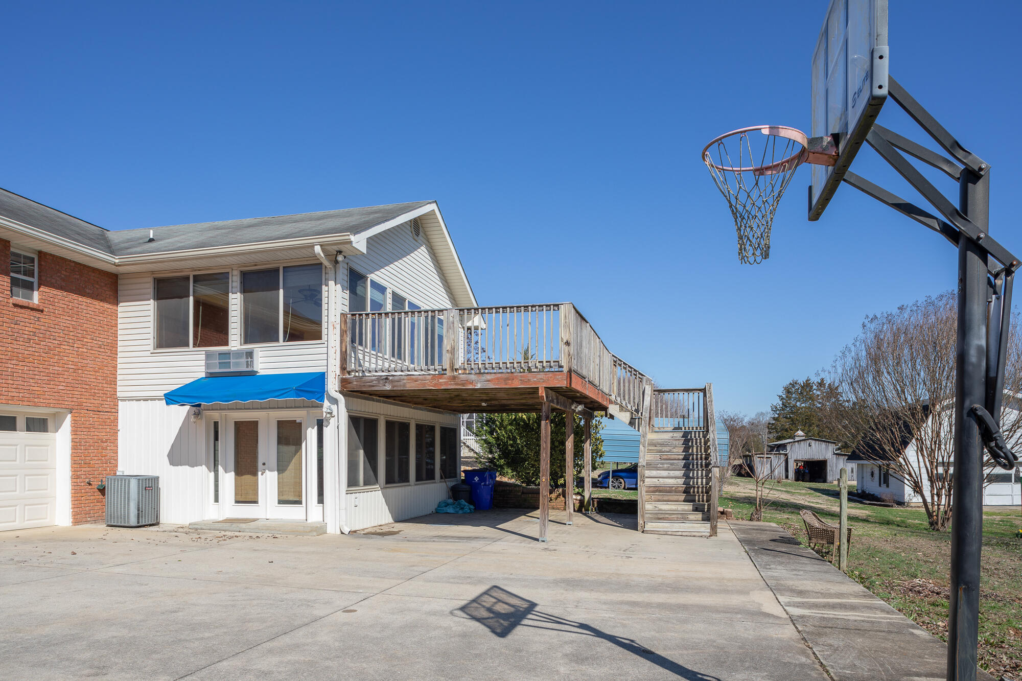 8130 Hale Road Hixson, TN 37343 - Photo 8 of 44 side 2