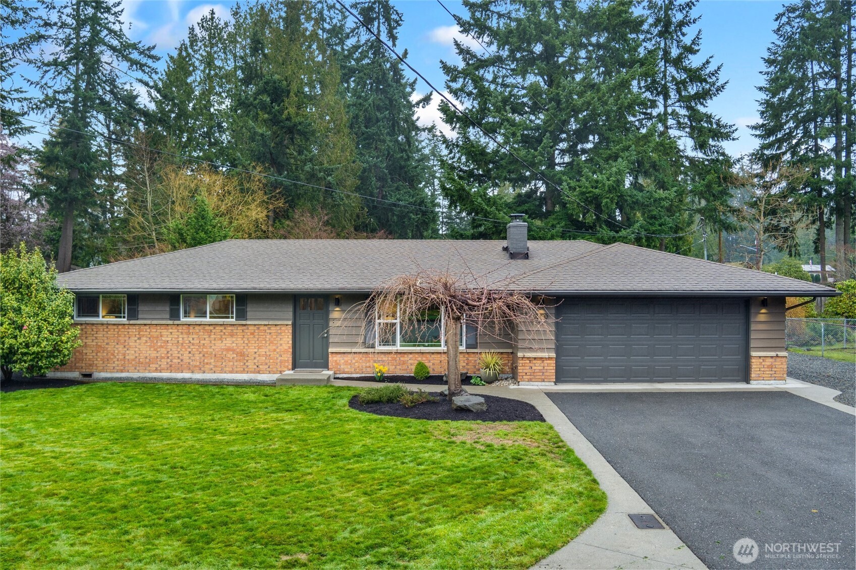 419 124th Street Southeast Everett, WA 98208 - Photo 2 of 38