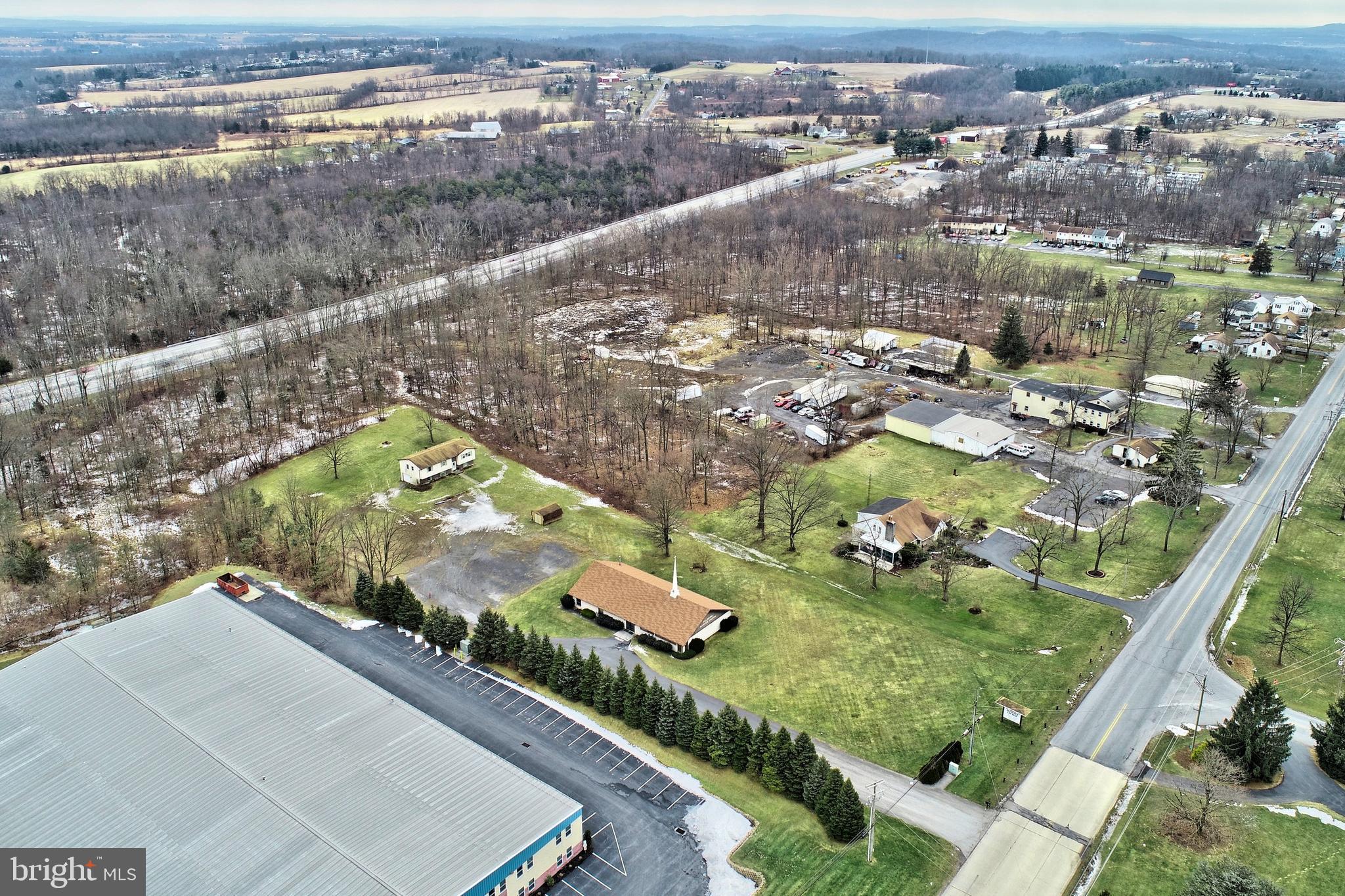 599 Range End Road Dillsburg, PA 17019 - Photo 4 of 43 Gallery Image 4