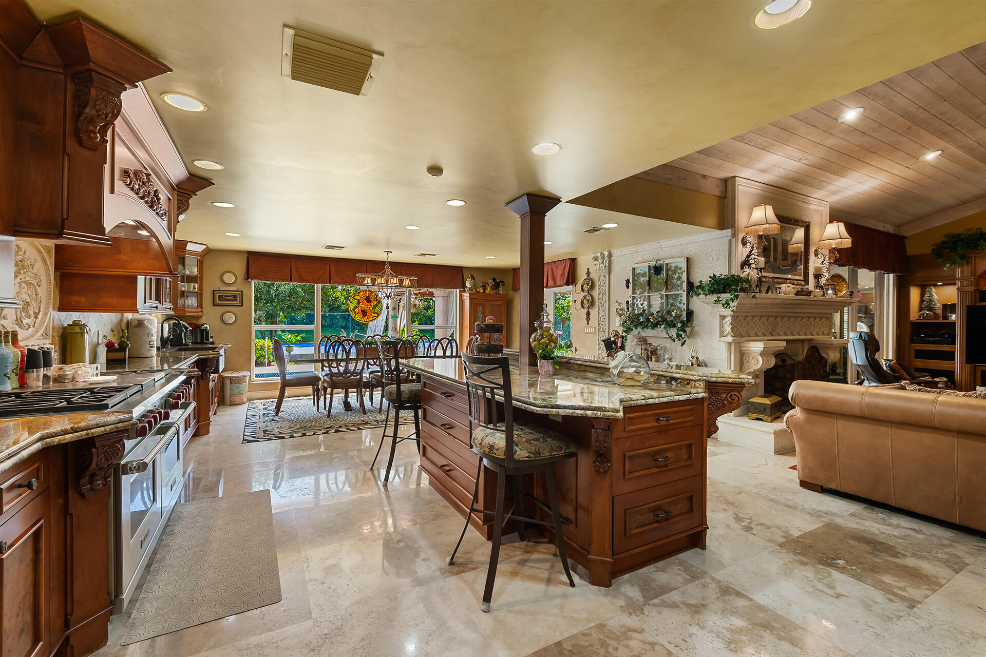 18262 Daybreak Drive Boca Raton, FL 33496 - Photo 11 of 53 Kitchen
