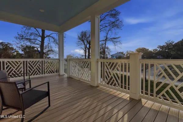 $1,550,000 | 419 Martin Avenue, Ocean Springs, MS 39564