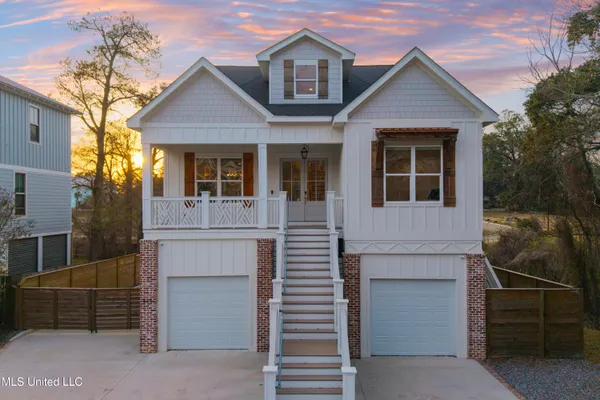 $1,550,000 | 419 Martin Avenue, Ocean Springs, MS 39564