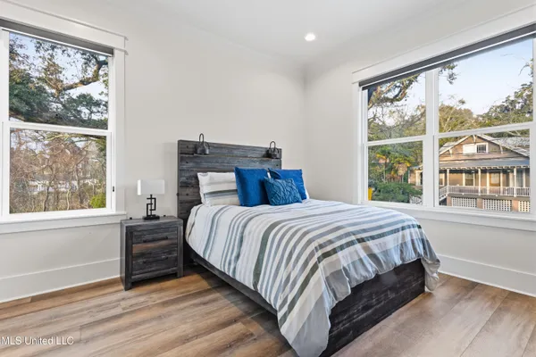 $1,550,000 | 419 Martin Avenue, Ocean Springs, MS 39564