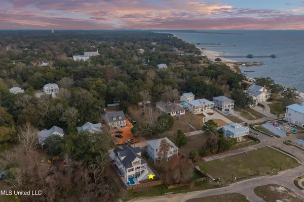 $1,550,000 | 419 Martin Avenue, Ocean Springs, MS 39564