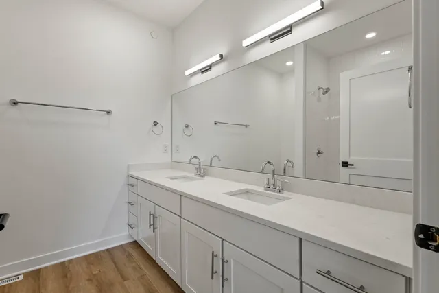 $564,900 | 9378 South Alder Place, Unit 106, Oak Creek, WI 53154