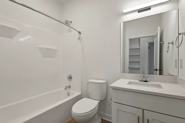 $564,900 | 9378 South Alder Place, Unit 106, Oak Creek, WI 53154