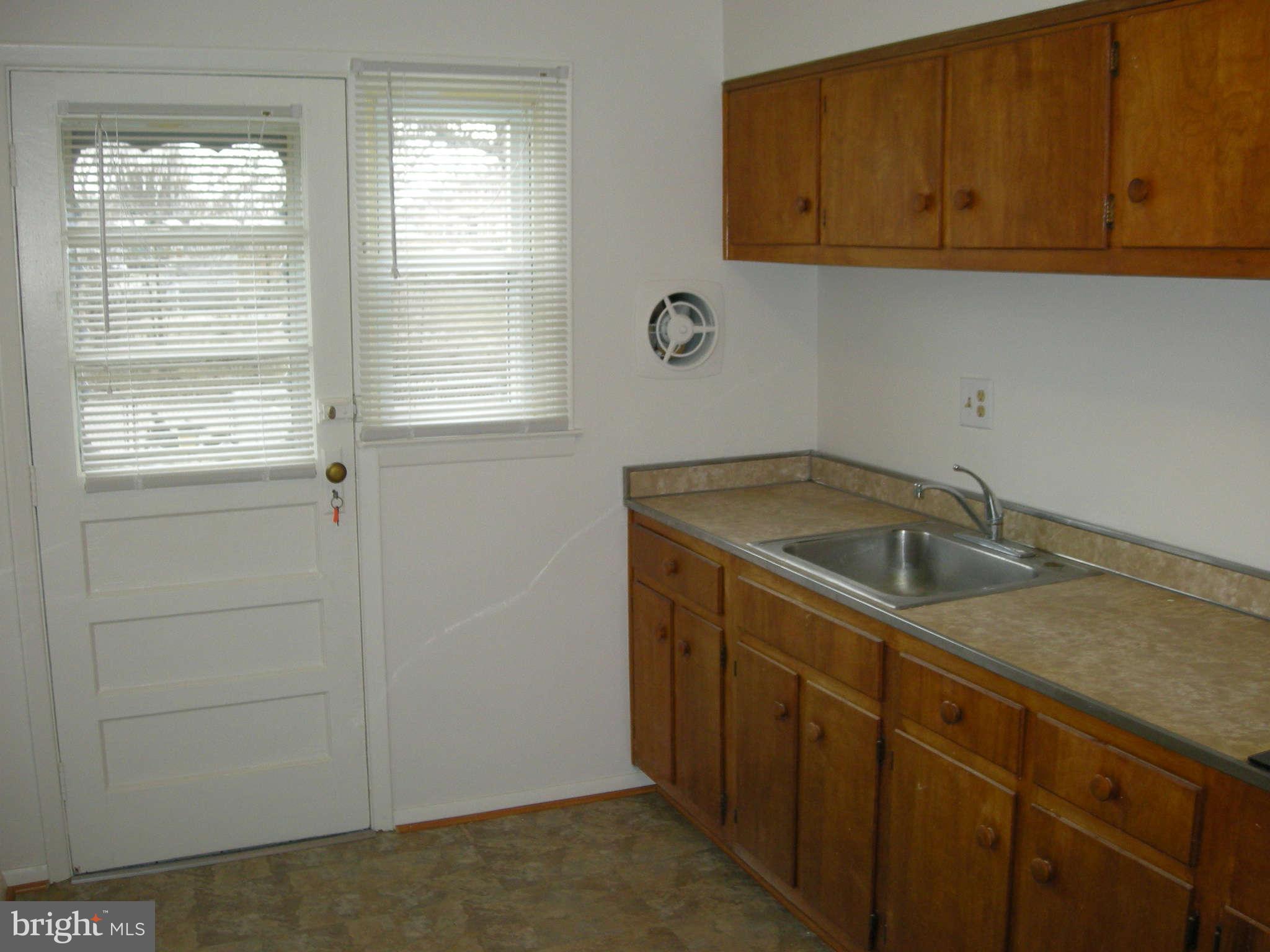 8599 Morven Road Baltimore, MD 21234 - Photo 12 of 18 Kitchen