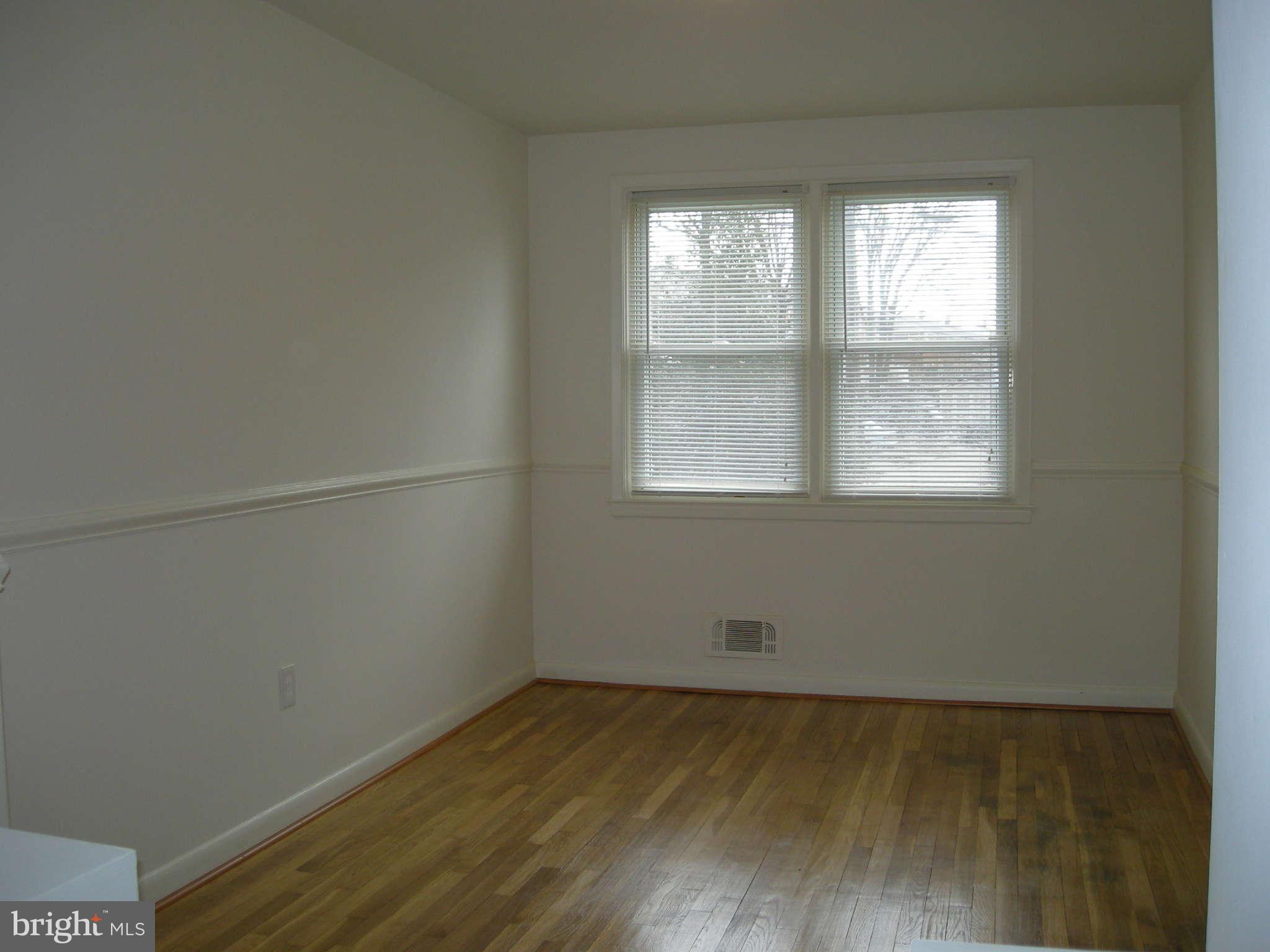 8599 Morven Road Baltimore, MD 21234 - Photo 10 of 18 Dining Room