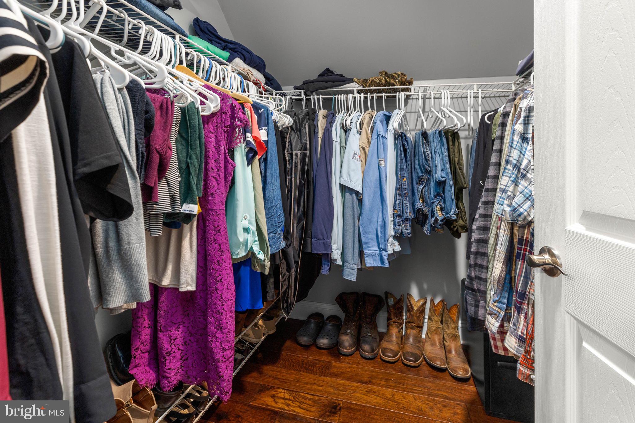 456 Pine Grove Road Nottingham, PA 19362 - Photo 22 of 37 Primary Walk in Closet