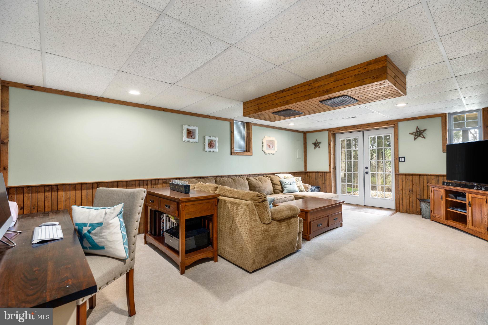456 Pine Grove Road Nottingham, PA 19362 - Photo 25 of 37 Family Room in Walkout basement