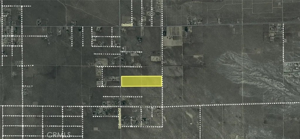 12 Mojave-Tropico Road Mojave, CA 93501 - Photo 6 of 13 a bathroom with a shower