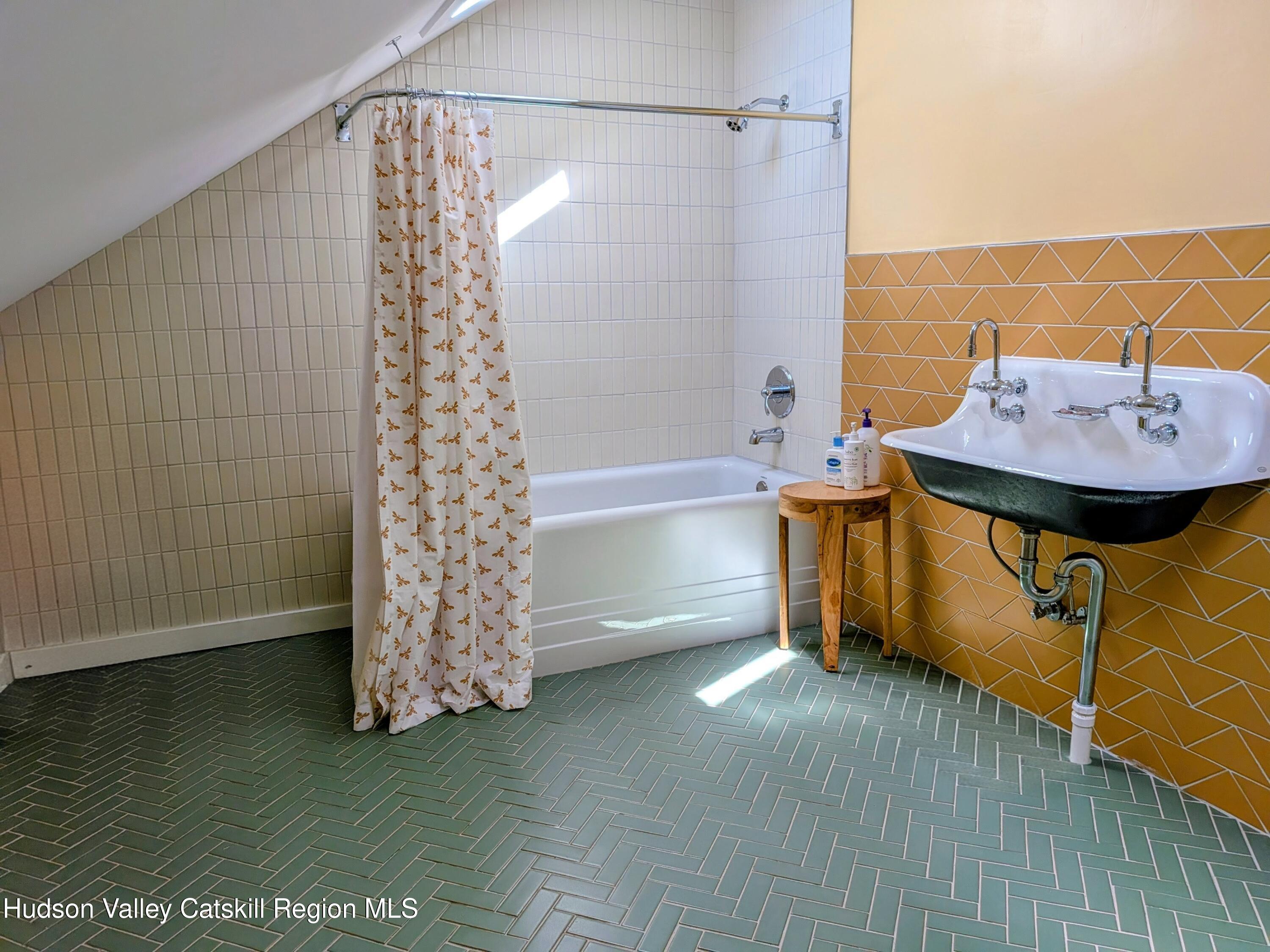 116 Co Rte 19 Hudson, NY 12534 - Photo 26 of 27 PXL_20260417_190653456~2