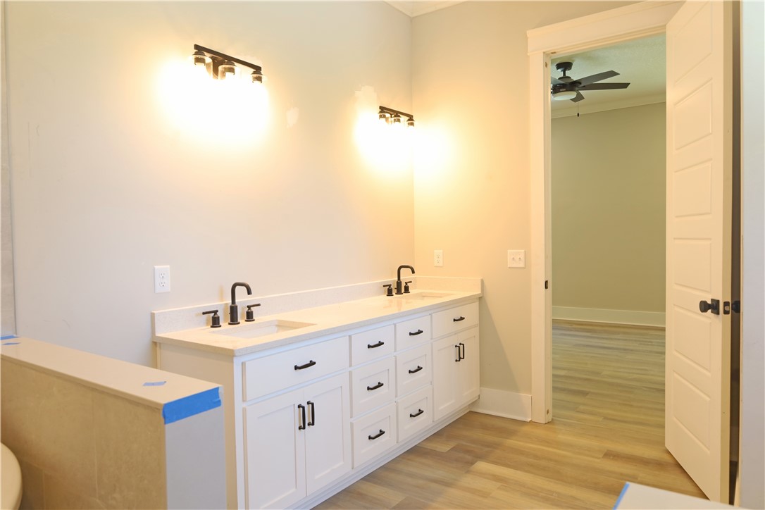 133 Badram Trail Brunswick, GA 31523 - Photo 32 of 35 Primary Bathroom-4