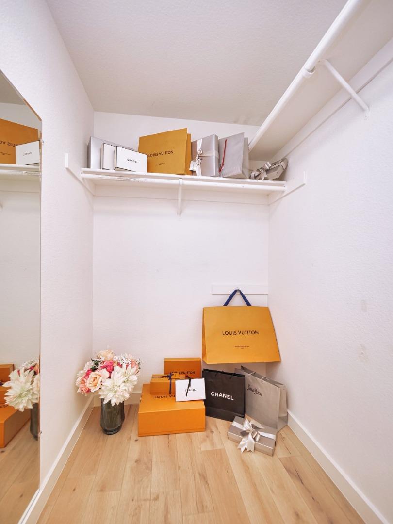 1302 Dawn Court San Ramon, CA 94583 - Photo 85 of 100 a room with toys and wooden floor