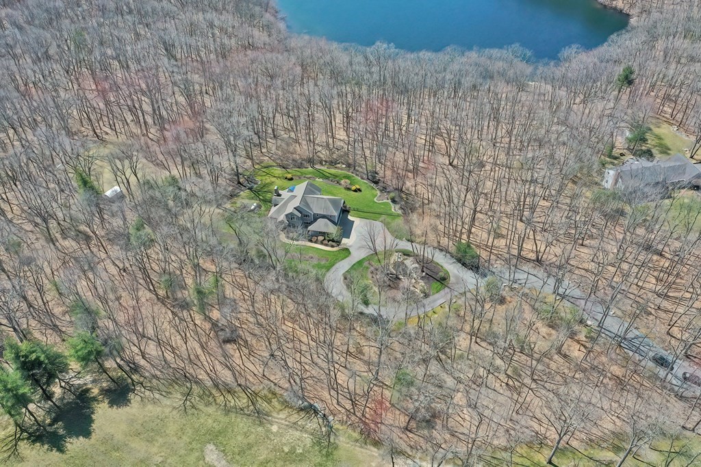 383 Reservoir Road Cumberland, RI 02864 - Photo 6 of 42