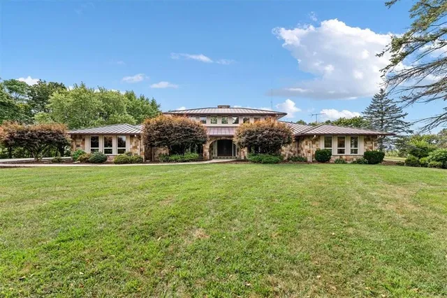 a front view of house with yard