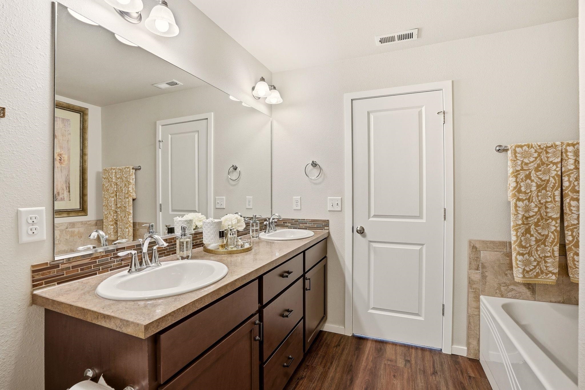 1908 West Summit Parkway Spokane, WA 99201 - Photo 23 of 45