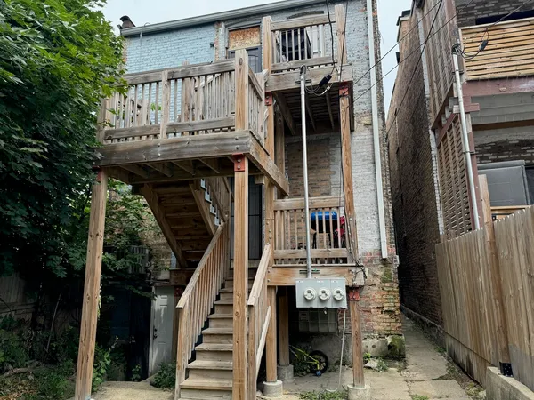 $365,000 | 3833 West Arthington Street, Chicago, IL 60624