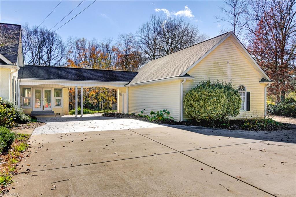 2500 Oak Ridge Road Oak Ridge, NC 27310 - Photo 3 of 50
