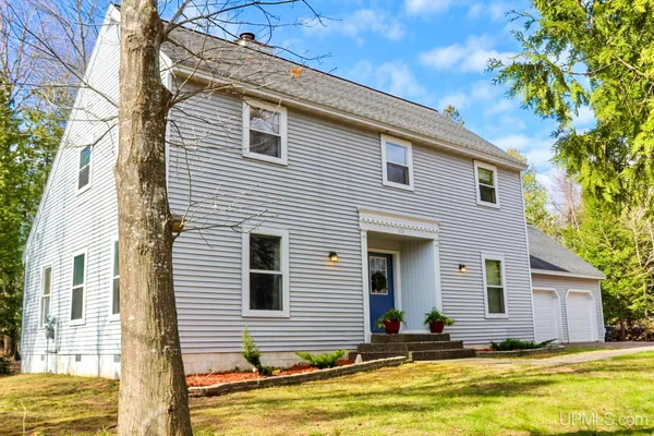 $380,000 | 1113 12th Avenue, Houghton, MI 49931