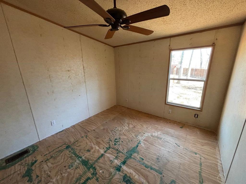 361 Cumberland Circle Murchison, TX 75778 - Photo 39 of 40 a view of an empty room and a window