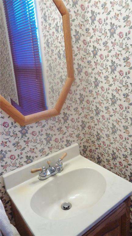 5081 West Harbison Road Pittsburgh, PA 15276 - Photo 11 of 24 FIRST FLOOR POWDER ROOM