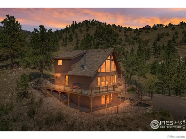 $830,000 | 317 Dunraven Glade Road, Glen Haven, CO 80532