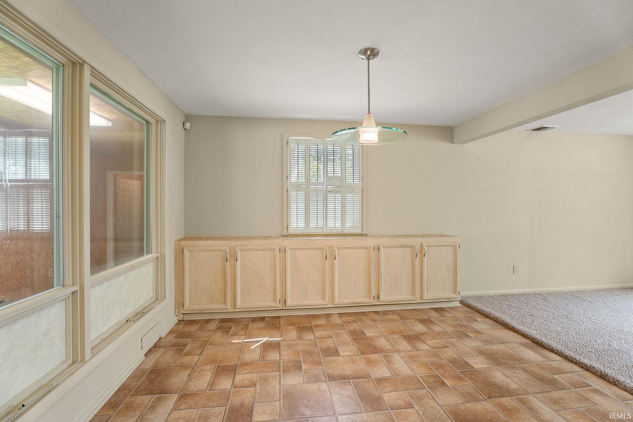 208 West Gump Road Fort Wayne, IN 46845 - Photo 12 of 33