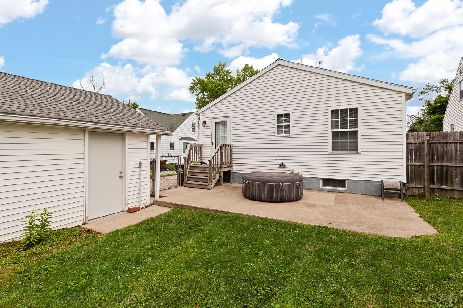 955 Addison Street Adrian, MI 49221 - Photo 36 of 44 50182140-cf17986d-b47f-40f6-af6e-a4a3fbefd057.JPG