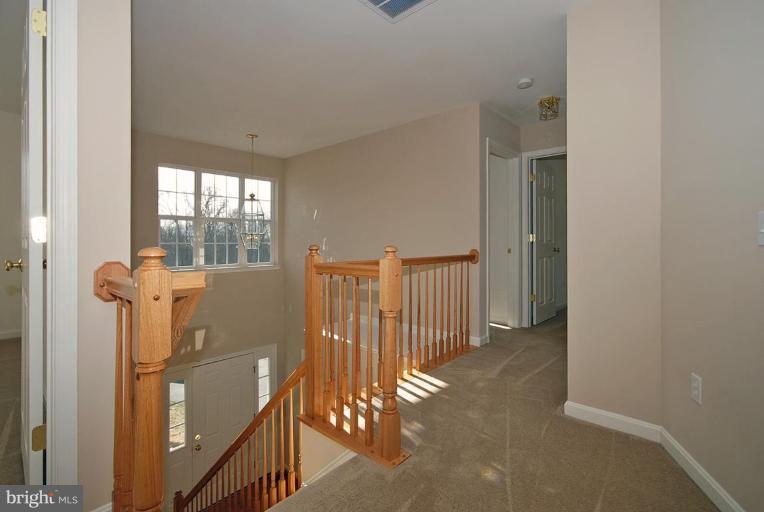 5950 Florey Road Hanover, MD 21076 - Photo 13 of 25 Hallway