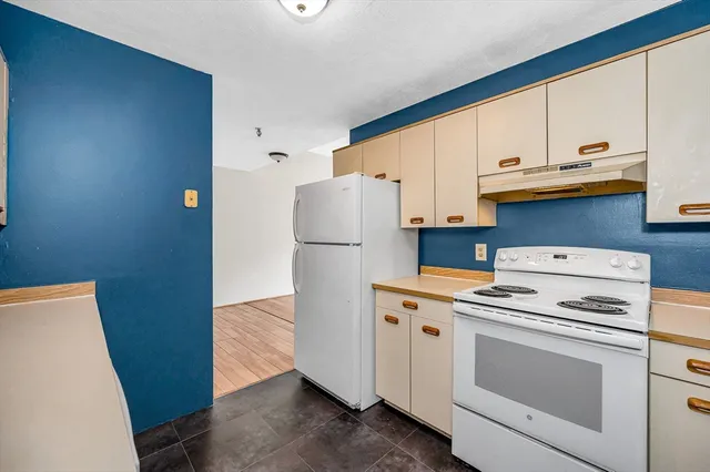 $220,000 | 200 Market Street, Unit A21, Lowell, MA 01852