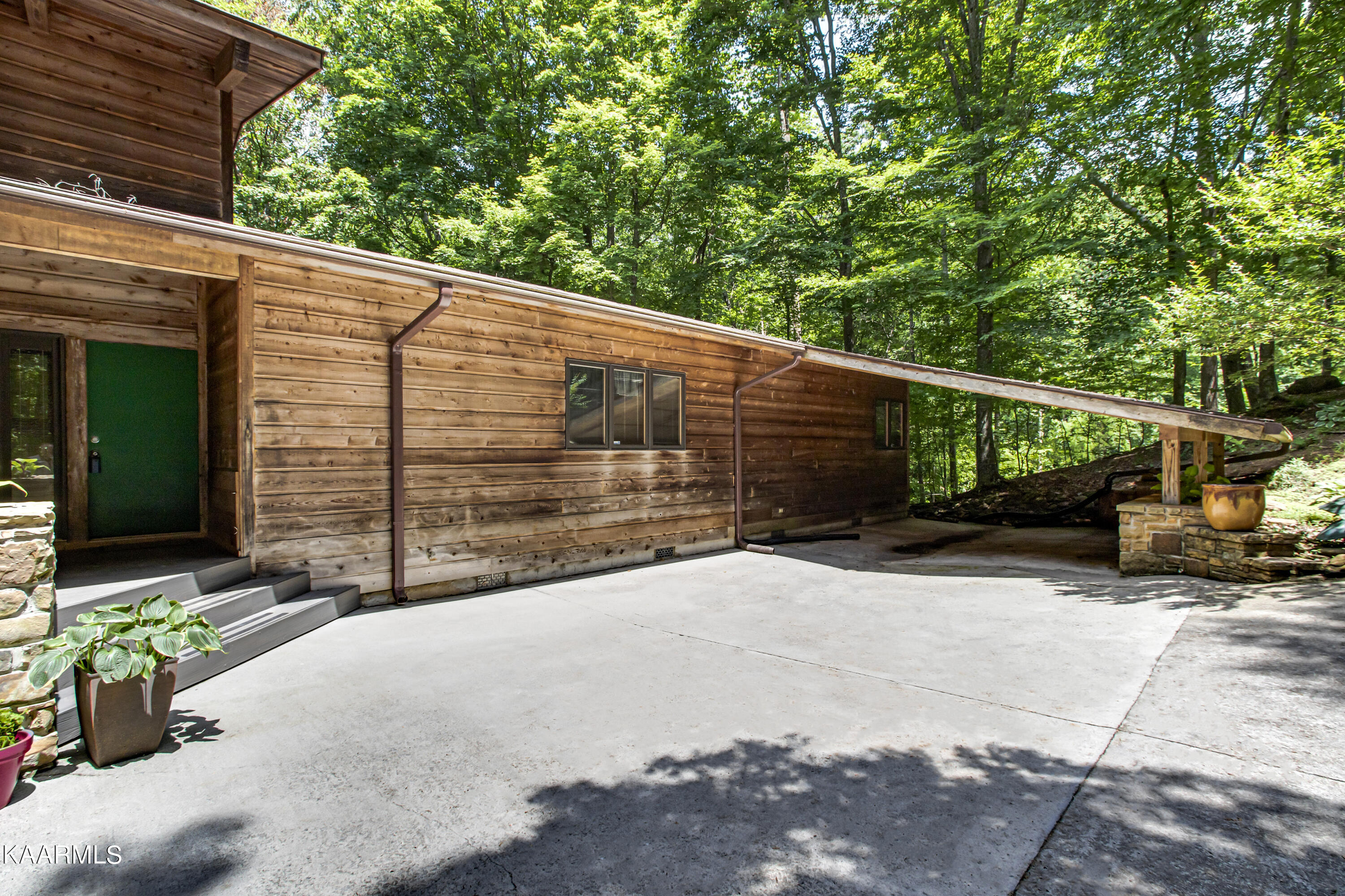 151 Baypath Drive Oak Ridge, TN 37830 - Photo 3 of 60 03_BaypathDrive_151_Carport