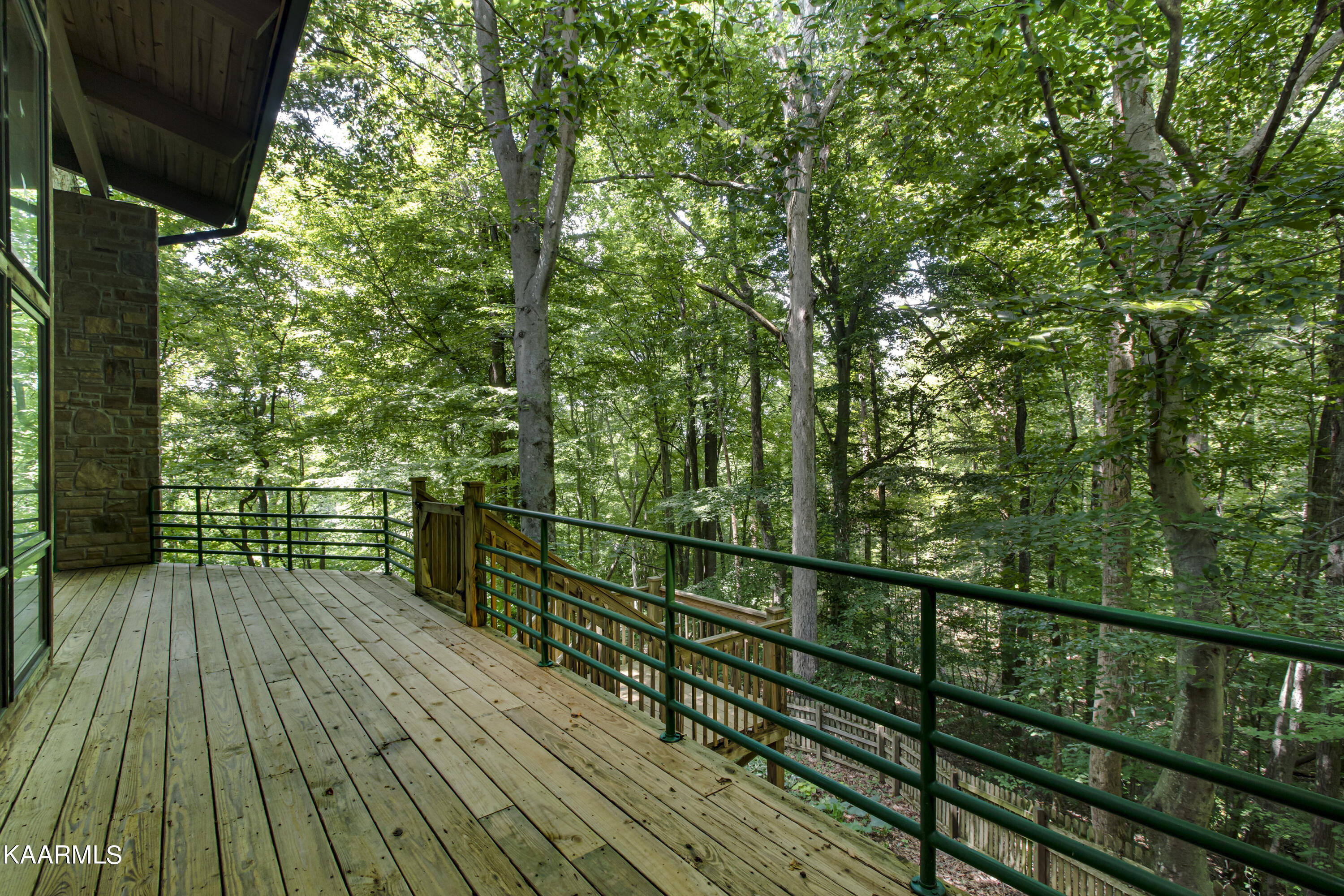 151 Baypath Drive Oak Ridge, TN 37830 - Photo 9 of 60 08_BaypathDrive_151_MainDeck02