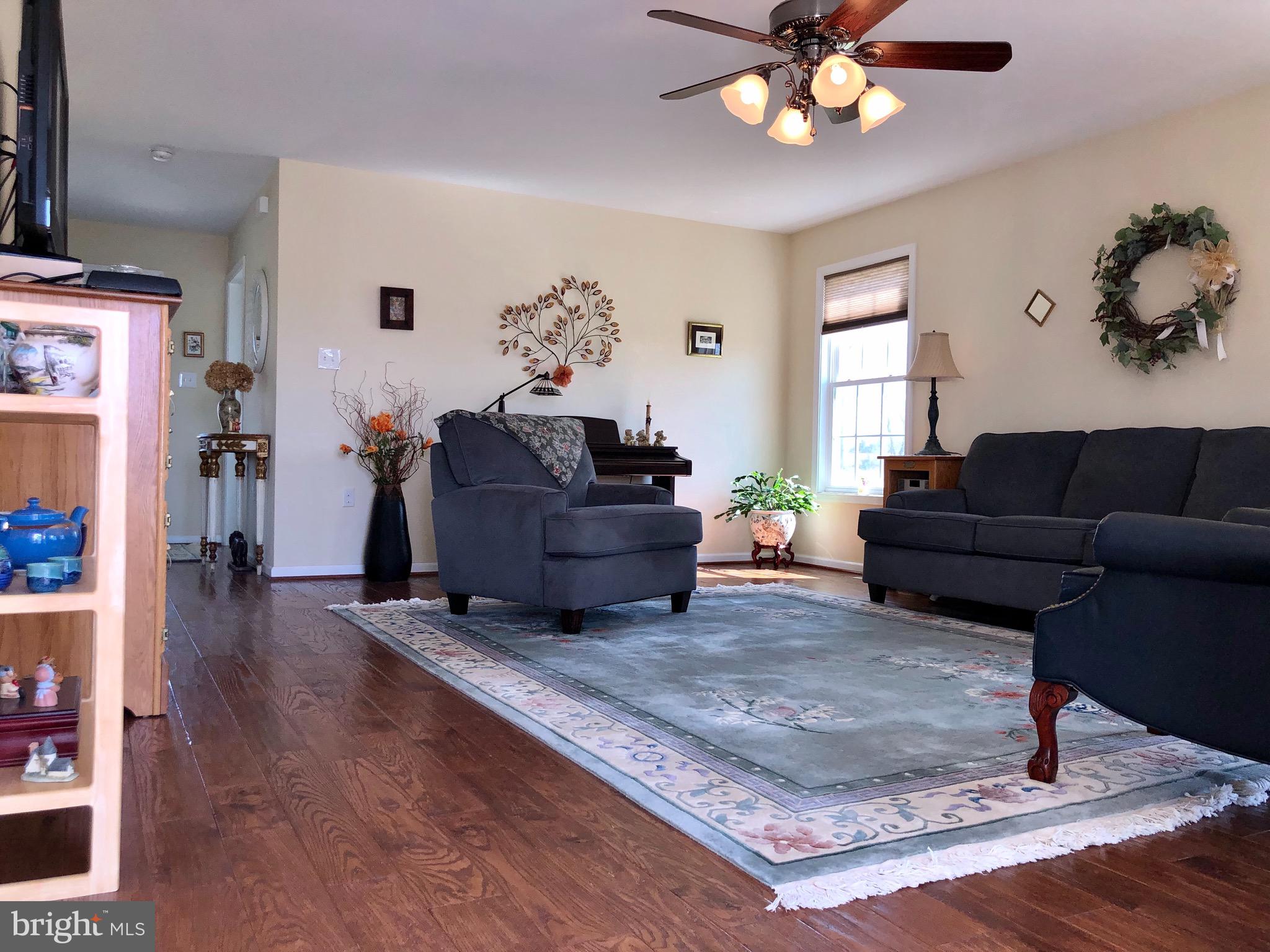 290 Alexis Drive Ranson, WV 25438 - Photo 7 of 33 living rm