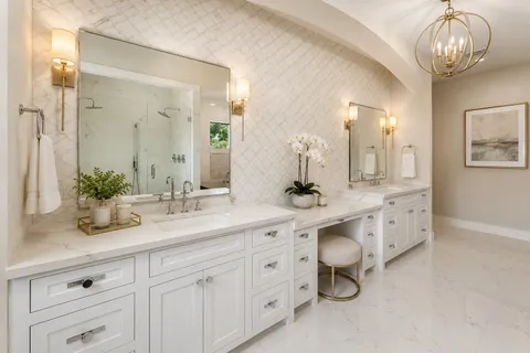 $1,995,000 | 3202 Glen Haven Boulevard, Houston, TX 77025