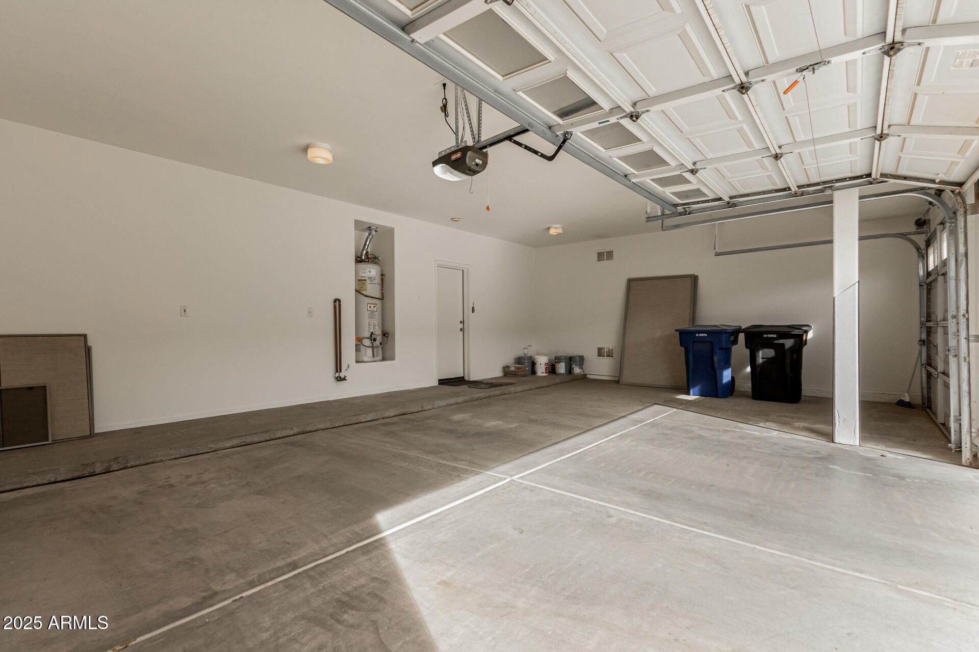 2978 East Ranch Court Gilbert, AZ 85296 - Photo 45 of 72 a view of a garage