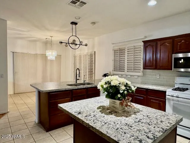 $770,000 | 2978 East Ranch Court, Gilbert, AZ 85296