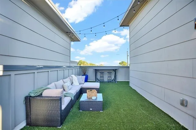 $689,000 | 2150 Bristol Cove, Atlanta, GA 30341