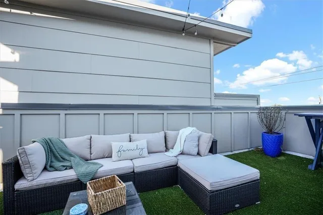 $689,000 | 2150 Bristol Cove, Atlanta, GA 30341