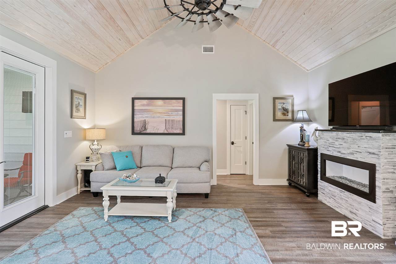 12665 County Road 55 Foley, AL 36535 - Photo 6 of 23 Living Room