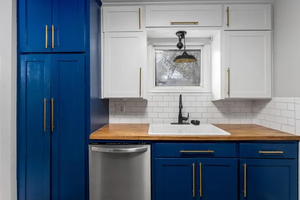 $160,000 | 1359 North Kokomo Avenue, Derby, KS 67037