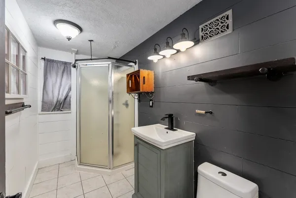 $160,000 | 1359 North Kokomo Avenue, Derby, KS 67037