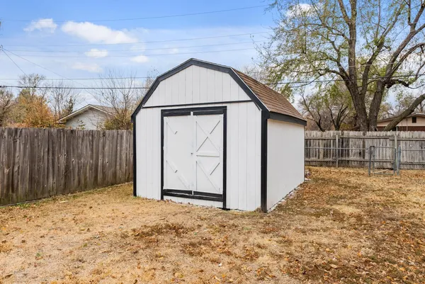 $160,000 | 1359 North Kokomo Avenue, Derby, KS 67037