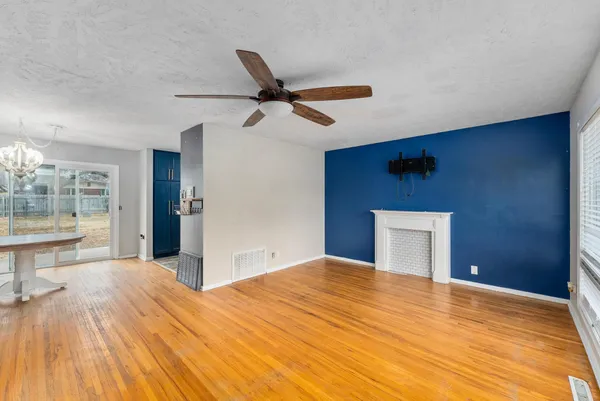 $160,000 | 1359 North Kokomo Avenue, Derby, KS 67037