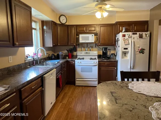 $449,999 | 101 Mansfield Drive, Brick, NJ 08724