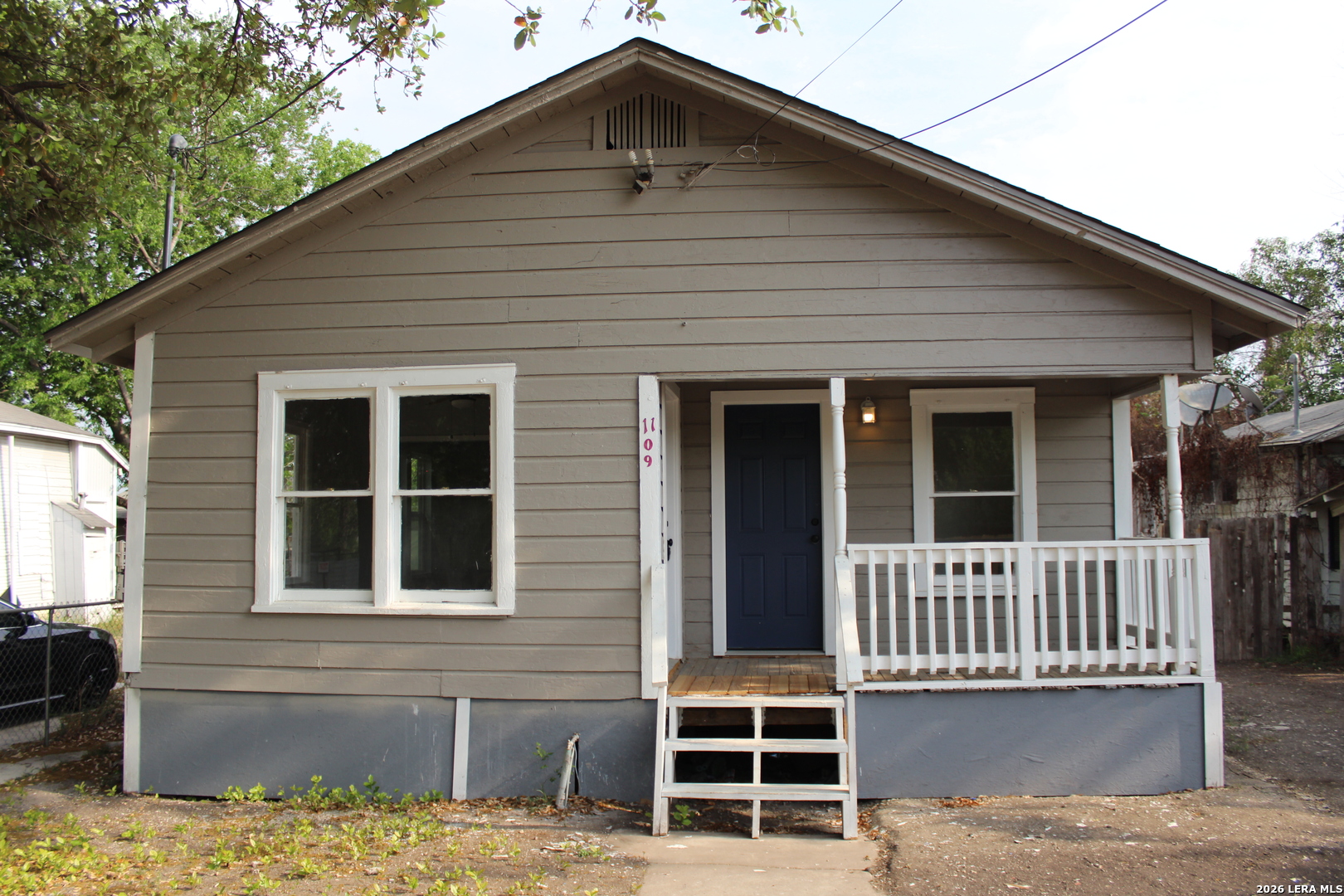 1109 Rivas Street San Antonio, TX 78207 - Photo 2 of 12