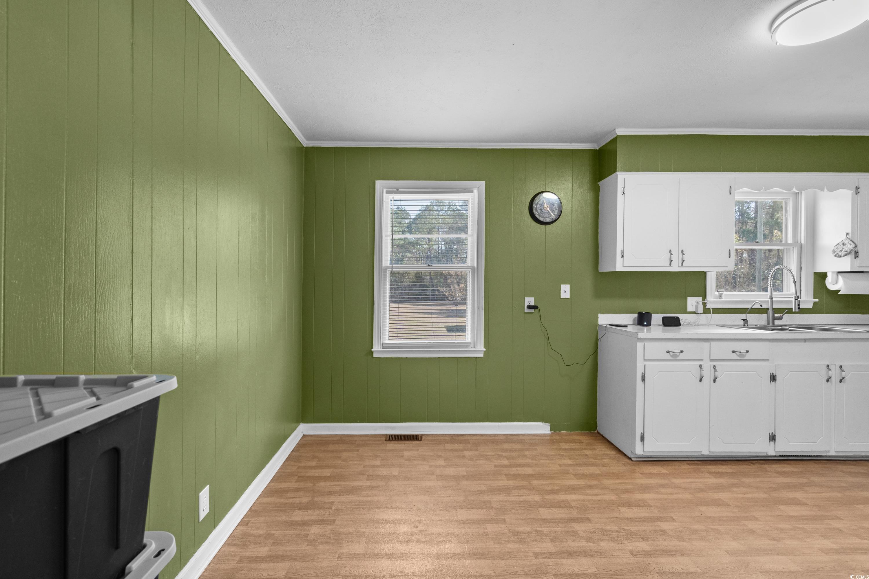 140 Flag Patch Road Loris, SC 29569 - Photo 8 of 38 Washroom featuring crown molding, a sink, a wealth