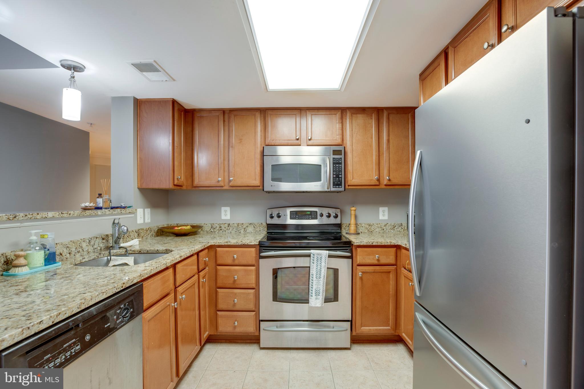 11800 Sunset Hills Road, Unit 723 Reston, VA 20190 - Photo 10 of 31
