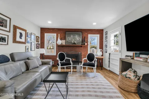 $6,875 | 19 Lennox Avenue, Rumson, NJ 07760